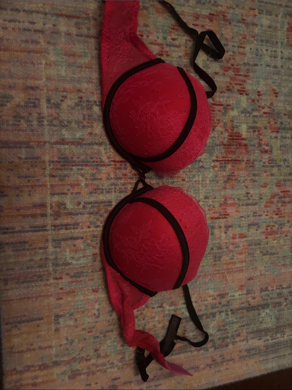Very sexy push up Victoria secret Lace 34d